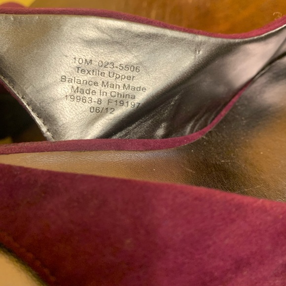 Platform Suede Heel - Picture 4 of 10